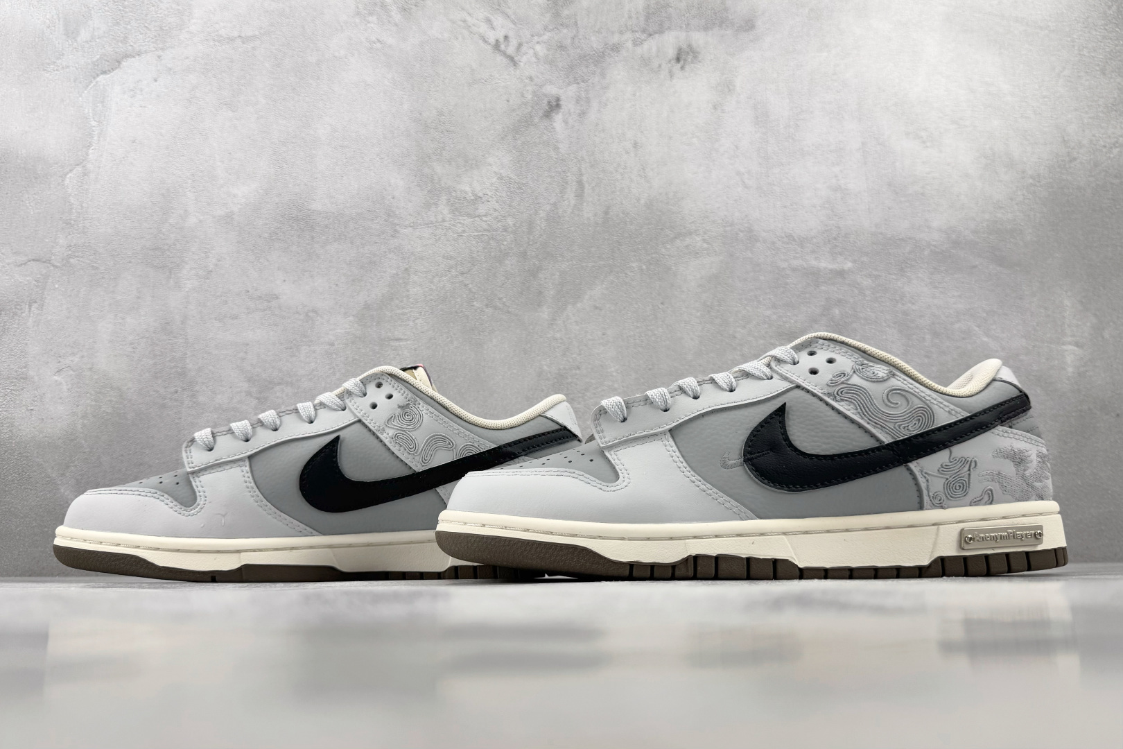 YC Nike Dunk 墨池韵 灰黑 货号：IQ1118 220 尺码：40 40.5 41 42 42.5 43 4
