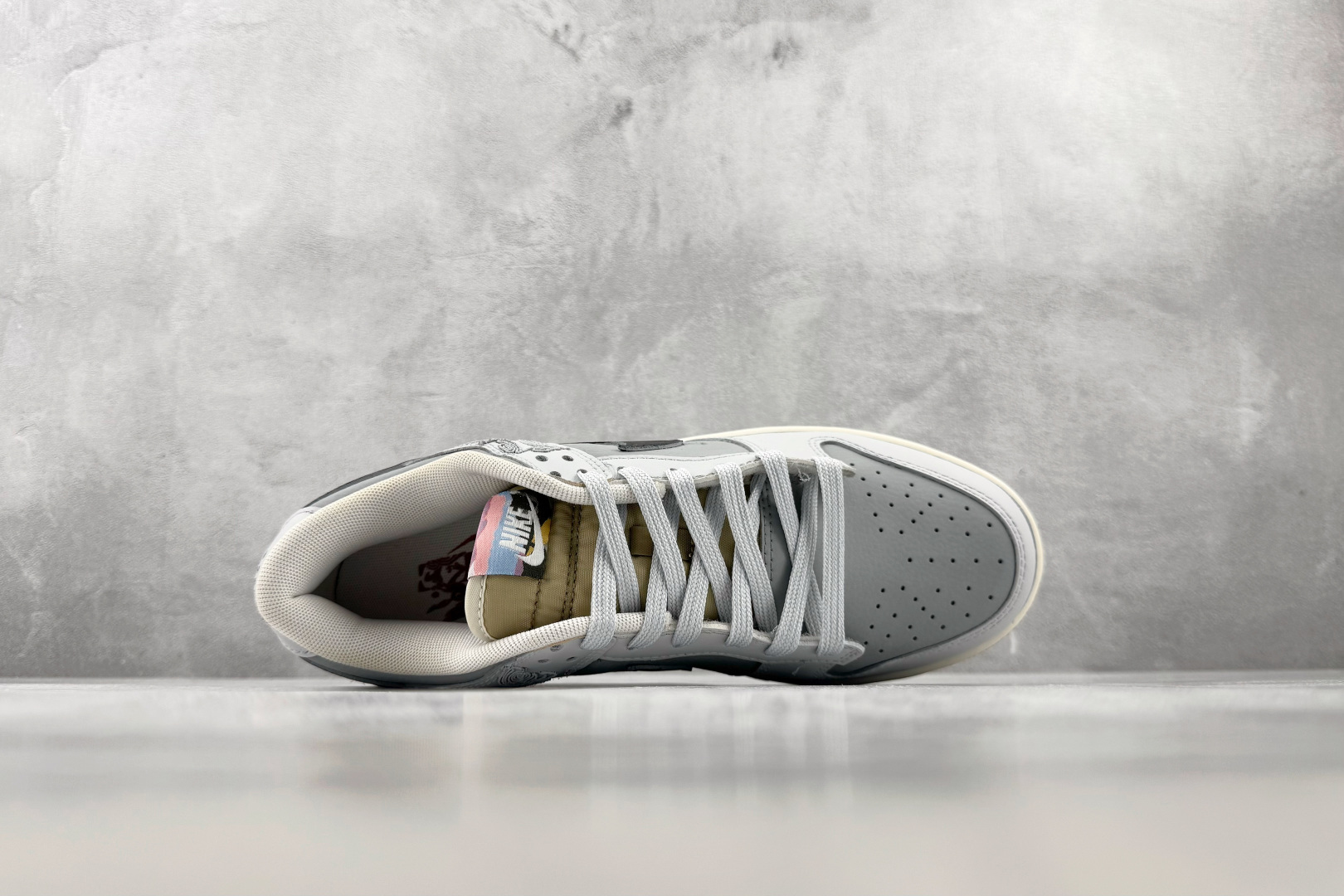 YC Nike Dunk 墨池韵 灰黑 货号：IQ1118 220 尺码：40 40.5 41 42 42.5 43 4