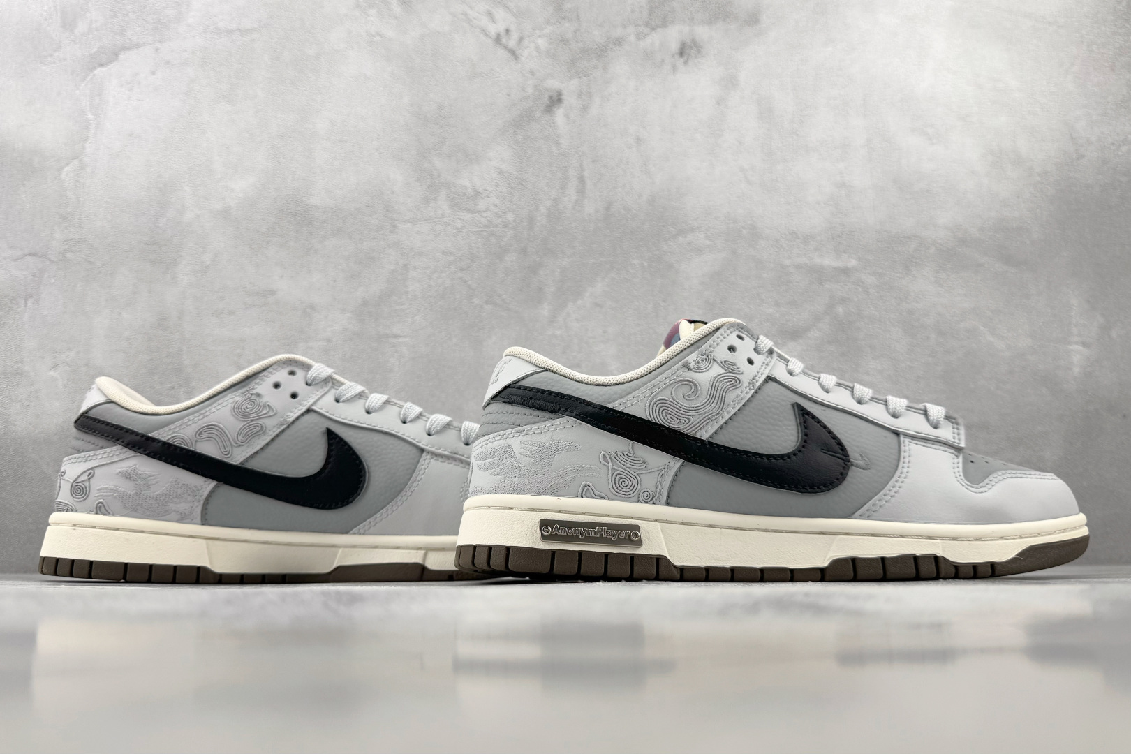 YC Nike Dunk 墨池韵 灰黑 货号：IQ1118 220 尺码：40 40.5 41 42 42.5 43 4