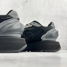 SC 渠道特供 Onitsuka Tiger鬼塚虎 MoageMoage Co 黑灰 货号:1183B555-001 尺 SC 渠道特供 Onitsuka Tiger鬼塚虎 MoageMoage Co 黑灰 货号:1183B555-001 尺