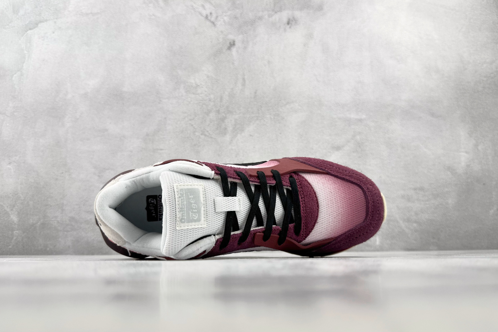 SC 渠道特供 Onitsuka Tiger鬼塚虎 MoageMoage Co 火星红 货号：1183B555-100 