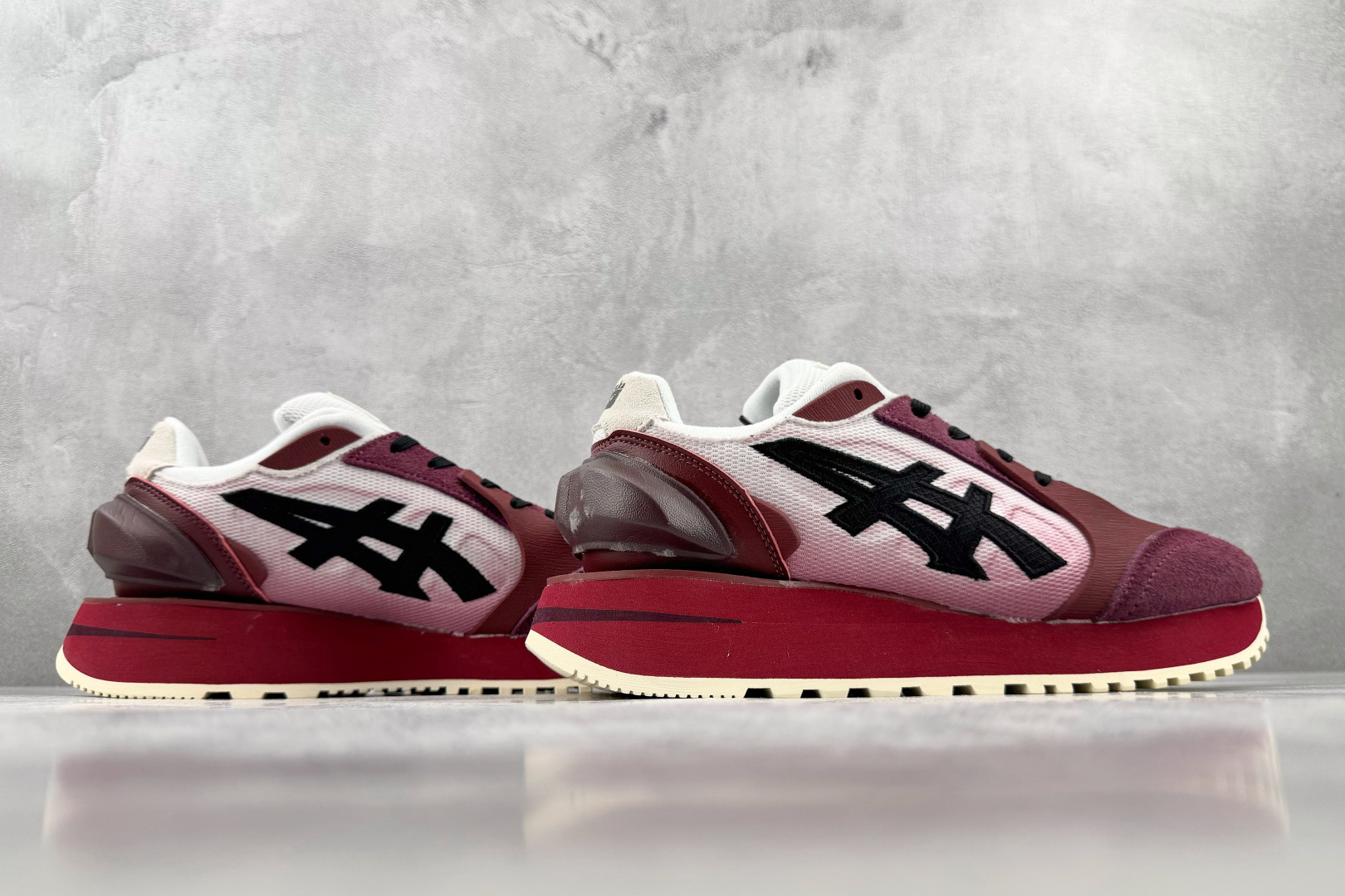 SC 渠道特供 Onitsuka Tiger鬼塚虎 MoageMoage Co 火星红 货号：1183B555-100 
