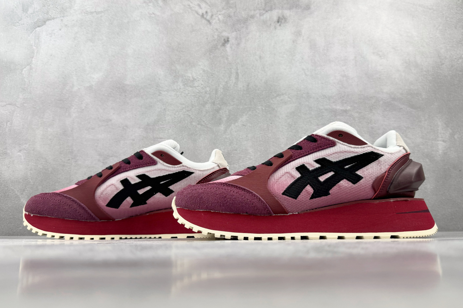 SC 渠道特供 Onitsuka Tiger鬼塚虎 MoageMoage Co 火星红 货号：1183B555-100 
