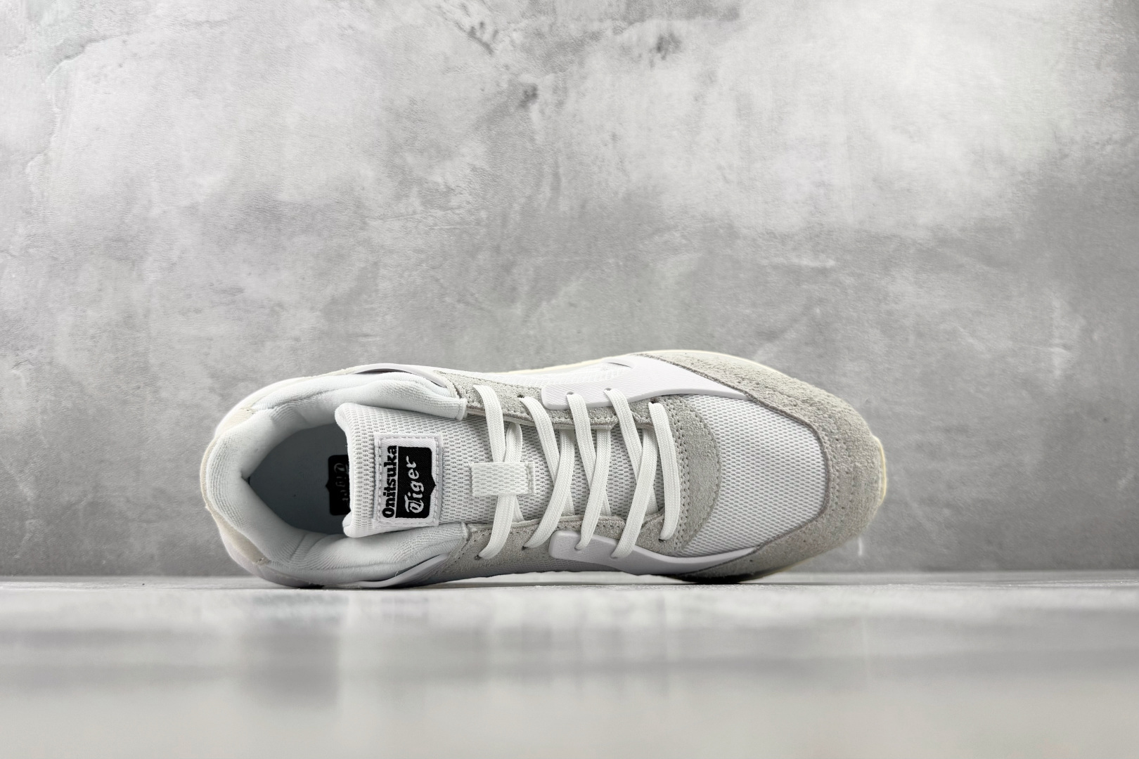 SC 渠道特供 Onitsuka Tiger鬼塚虎 MoageMoage Co 白色 货号:1183B555-102 尺 SC 渠道特供 Onitsuka Tiger鬼塚虎 MoageMoage Co 白色 货号:1183B555-102 尺