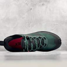 Top adidas TERREX FREEHIKER 3 Gore-Tex 绿黑 货号:KI8278 尺码:40 40 Top adidas TERREX FREEHIKER 3 Gore-Tex 绿黑 货号:KI8278 尺码:40 40