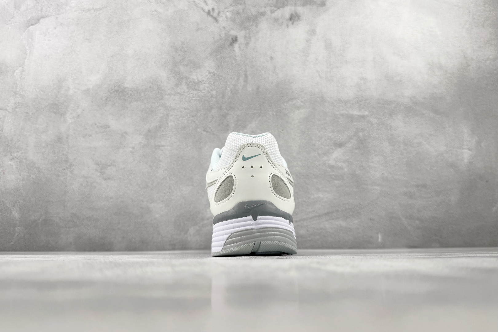 HN Nike P-6000 浅蓝白 货号:FV6603 101 尺码:36 36.5 37 38.5 39 40 40 HN Nike P-6000 浅蓝白 货号:FV6603 101 尺码:36 36.5 37 38.5 39 40 40