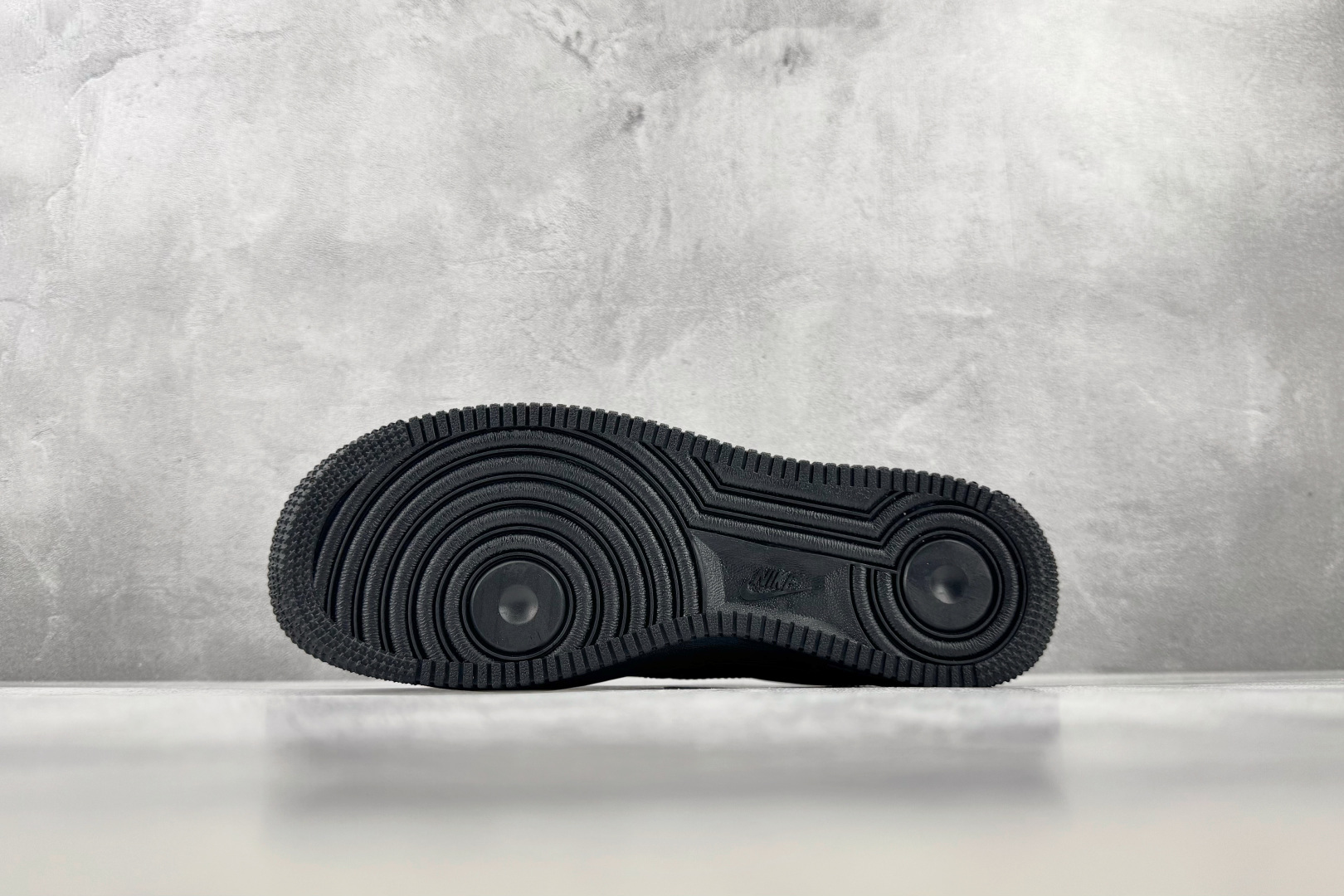 F2 外贸F版最强平替 Nike Air Force 1 07 全黑 货号：CW2288 001 尺码：36 36.5 