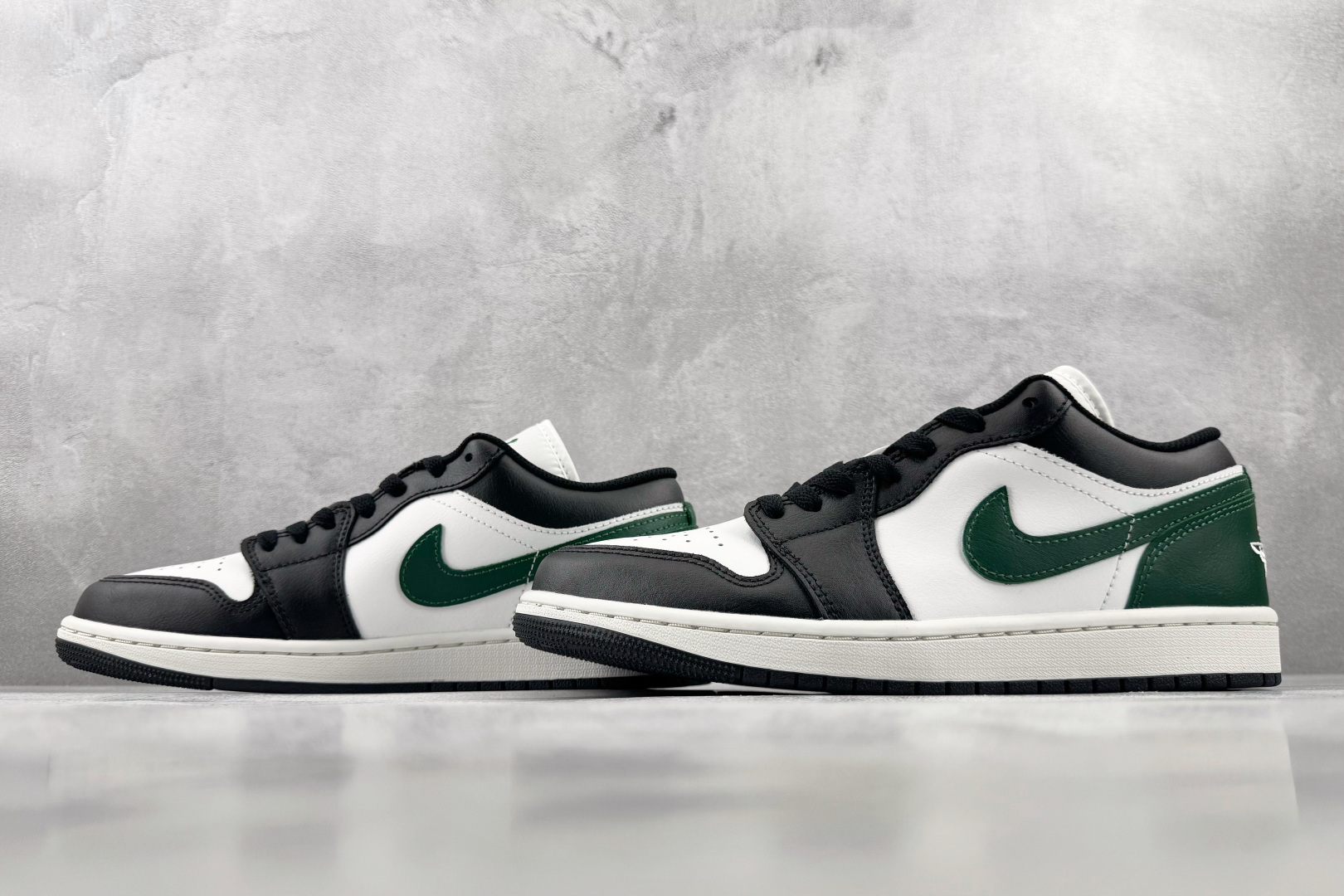 DT  公司级 Jordan Air Jordan 1 黑峡谷绿 货号： 047 尺码：40 40.5 41 42 42