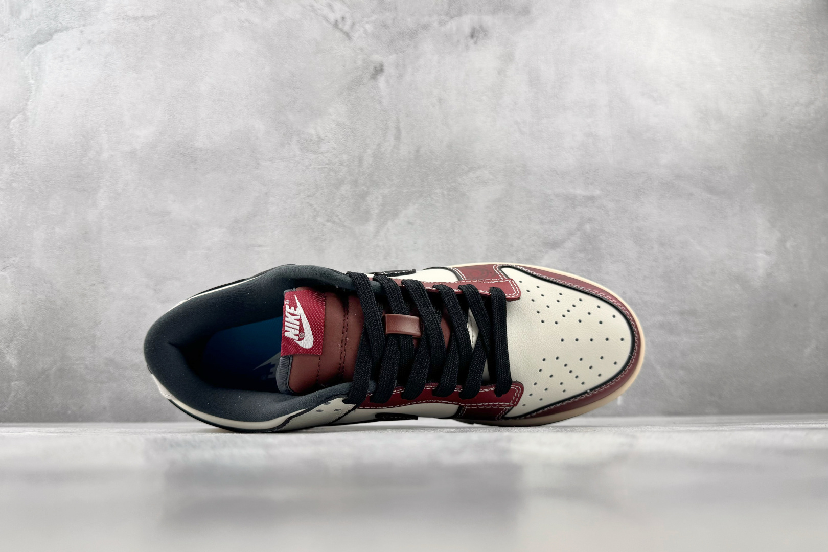 YC Nike Dunk 栖风吟 红白黑 货号：WR0508 186 尺码：40 40.5 41 42 42.5 43 