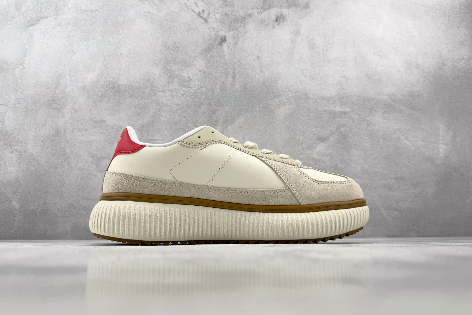 SC 渠道特供 Onitsuka Tiger鬼塚虎 Delecity 米白 货号:1183B874-104 尺码:36 SC 渠道特供 Onitsuka Tiger鬼塚虎 Delecity 米白 货号:1183B874-104 尺码:36