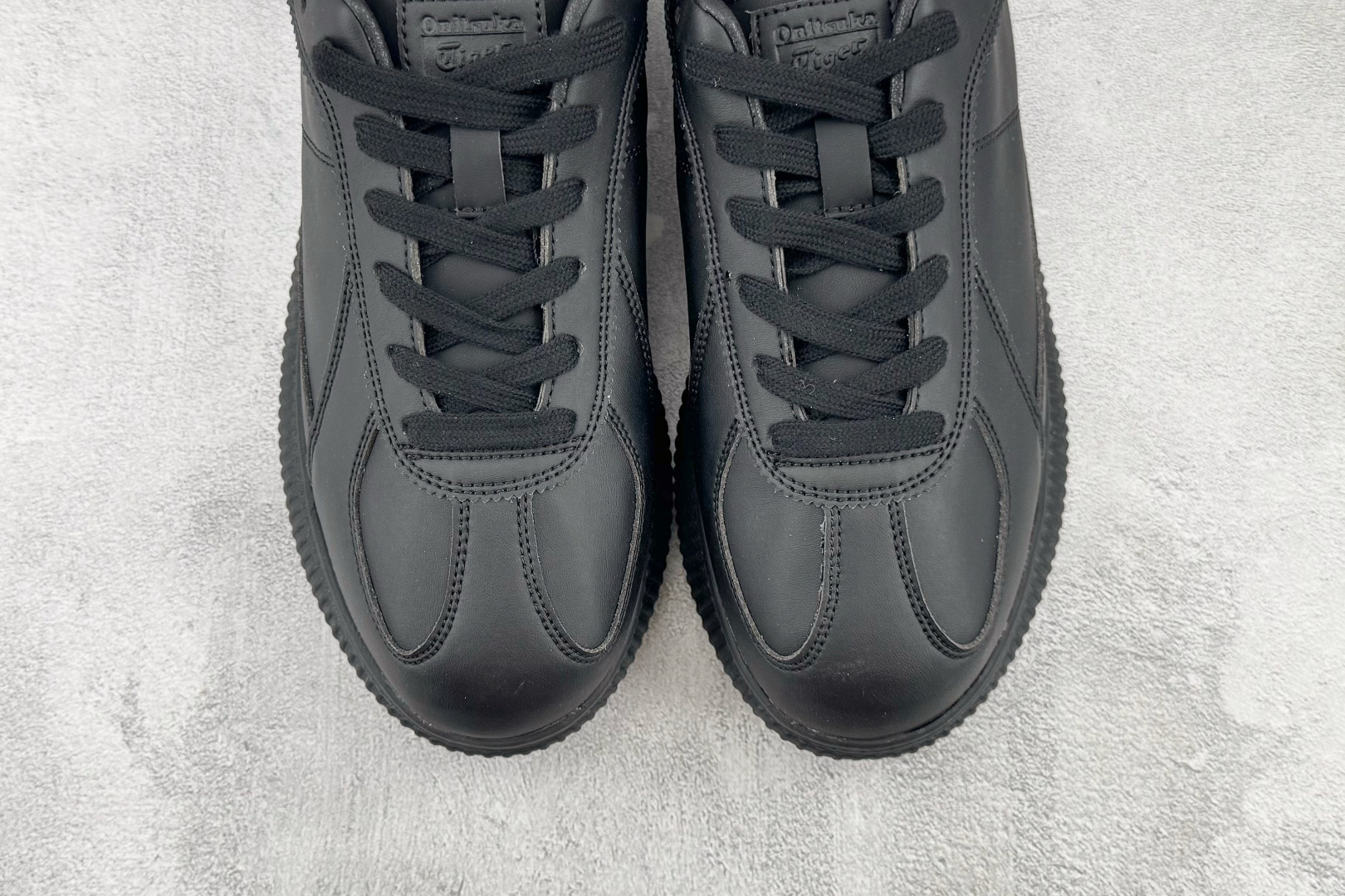 SC 渠道特供 Onitsuka Tiger鬼塚虎 Delecity 黑色 货号：1183B873-002 尺码：36 