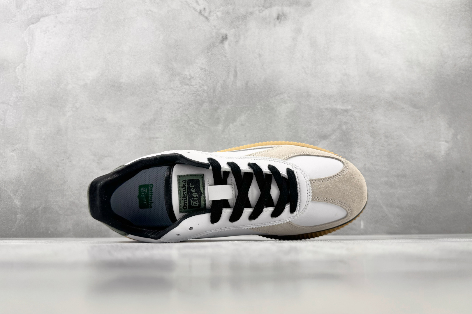 SC 渠道特供 Onitsuka Tiger鬼塚虎 Delecity 白灰 货号:1183B874-103 尺码:36 SC 渠道特供 Onitsuka Tiger鬼塚虎 Delecity 白灰 货号:1183B874-103 尺码:36