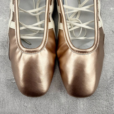 SC 渠道特供 Onitsuka Tiger鬼塚虎 GYMNARINA 玫瑰金 货号:1182A754-700 尺码:3 SC 渠道特供 Onitsuka Tiger鬼塚虎 GYMNARINA 玫瑰金 货号:1182A754-700 尺码:3
