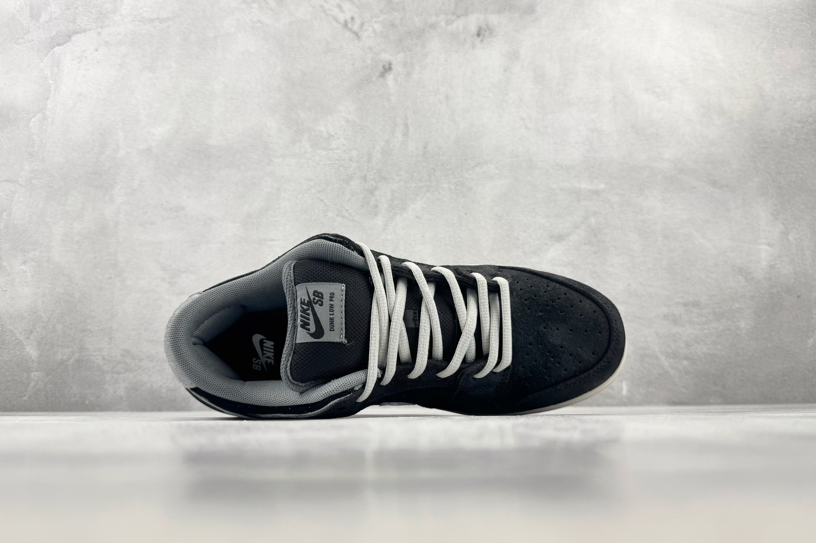 YC Nike Dunk 黑灰 货号：HF3063 001 尺码：40 40.5 41 42 42.5 43 44 44