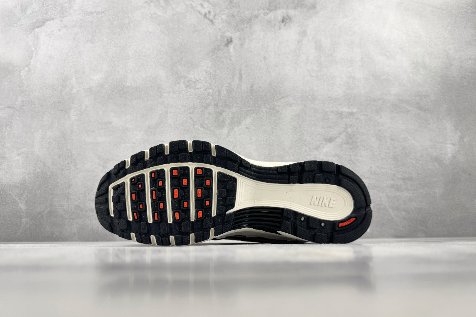 PF 原鞋开发 原数据档案 Nike P-6000 白橙色 货号:CD6404-108 尺码:39 40 40.5 41 PF 原鞋开发 原数据档案 Nike P-6000 白橙色 货号:CD6404-108 尺码:39 40 40.5 41