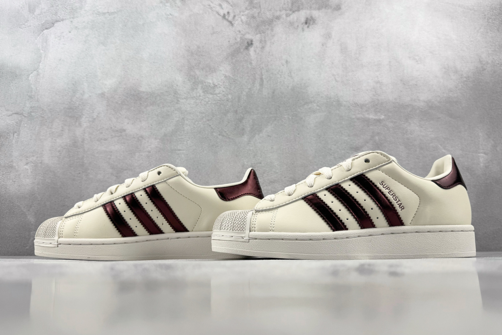 XP/H11 平台专供 adidas originals Superstar 2 米白 货号: KJ4692 尺码:35 XP/H11 平台专供 adidas originals Superstar 2 米白 货号: KJ4692 尺码:35