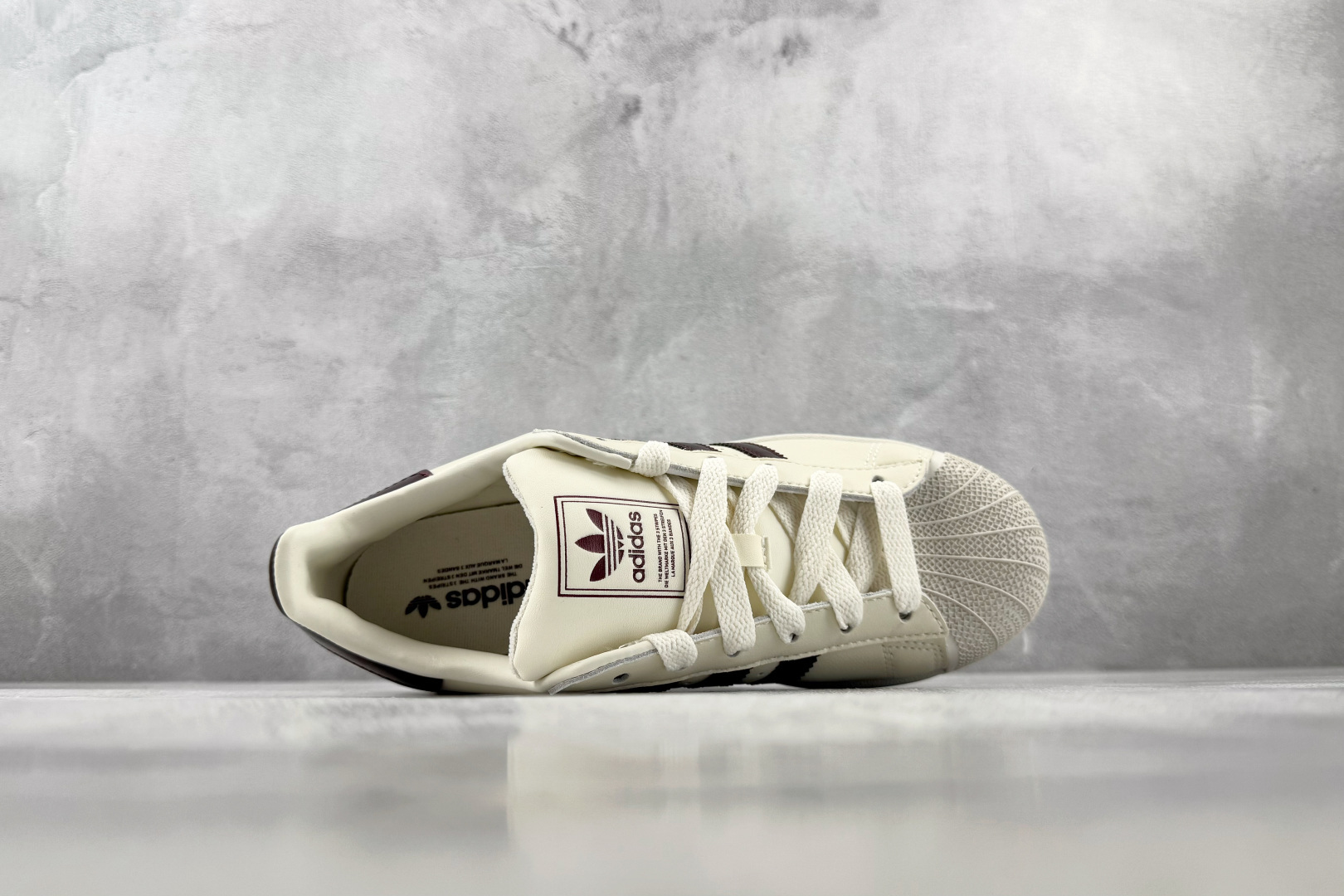 XP/H11 平台专供 adidas originals Superstar 2 米白 货号: KJ4692 尺码:35 XP/H11 平台专供 adidas originals Superstar 2 米白 货号: KJ4692 尺码:35