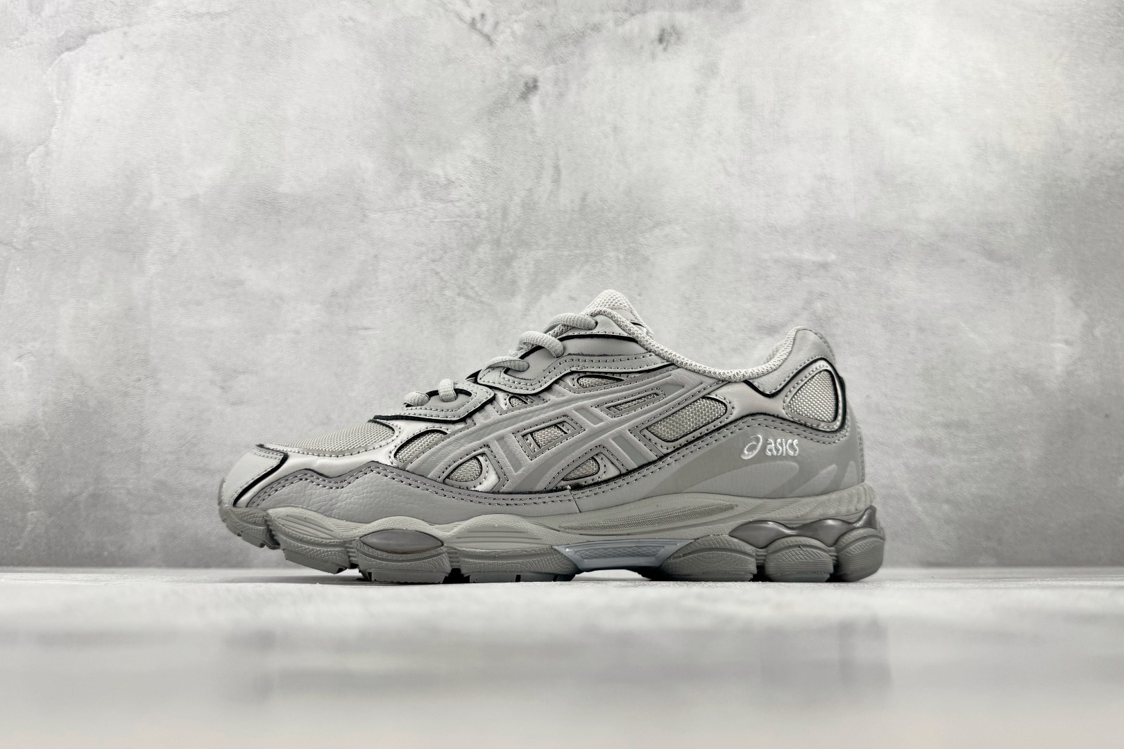 XP 平台专供 ASICS GEL-NYC 灰色 货号:1203A280-021 尺码:36 36.5 37.5 38 XP 平台专供 ASICS GEL-NYC 灰色 货号:1203A280-021 尺码:36 36.5 37.5 38