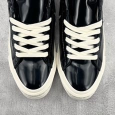 Converse × Noritake/则武 ONE STAR 95 漆皮 黑色 • 星星贴片车缝针距统一 尖角走线圆润 Converse × Noritake/则武 ONE STAR 95 漆皮 黑色 • 星星贴片车缝针距统一 尖角走线圆润