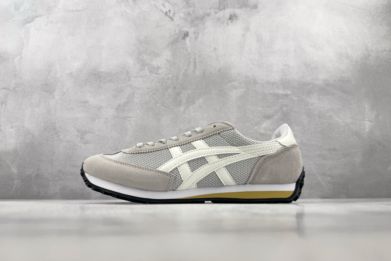 SC 渠道特供 Onitsuka Tiger鬼塚虎 Edr 78 Edr 78 灰色 货号:1183B395-020 尺 SC 渠道特供 Onitsuka Tiger鬼塚虎 Edr 78 Edr 78 灰色 货号:1183B395-020 尺