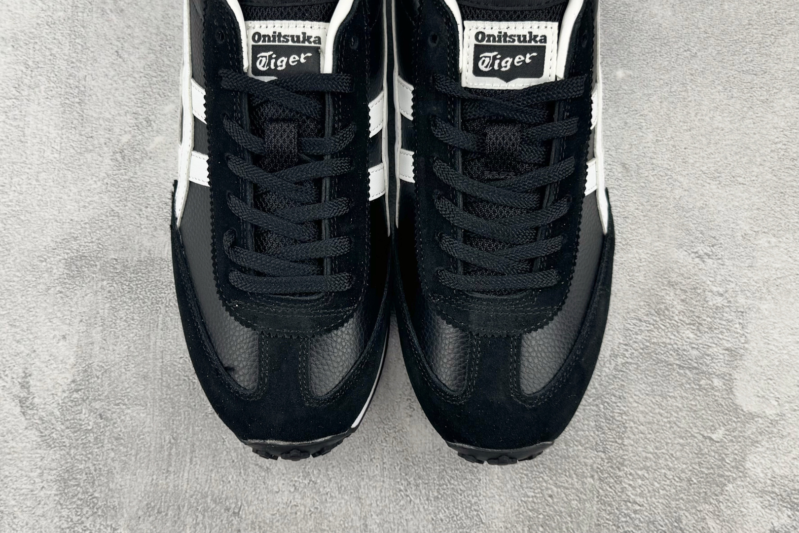 SC 渠道特供 Onitsuka Tiger鬼塚虎 Edr 78 黑白色 货号：1183B411-001 尺码：36 3