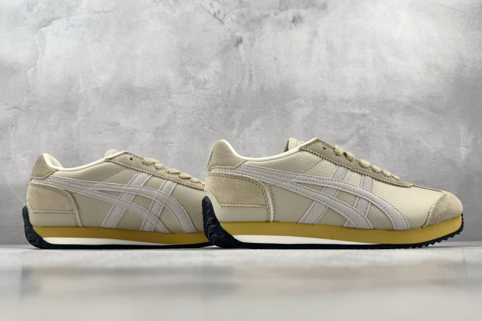 SC 渠道特供 Onitsuka Tiger鬼塚虎 CALIFORNIA 78 VIN 灰色 货号：1183C443-2