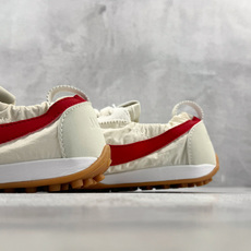 HD 平台订单 Nike Moon Shoe x Jacquemus 白红 货号:HV8547-102 尺码:36 36 HD 平台订单 Nike Moon Shoe x Jacquemus 白红 货号:HV8547-102 尺码:36 36