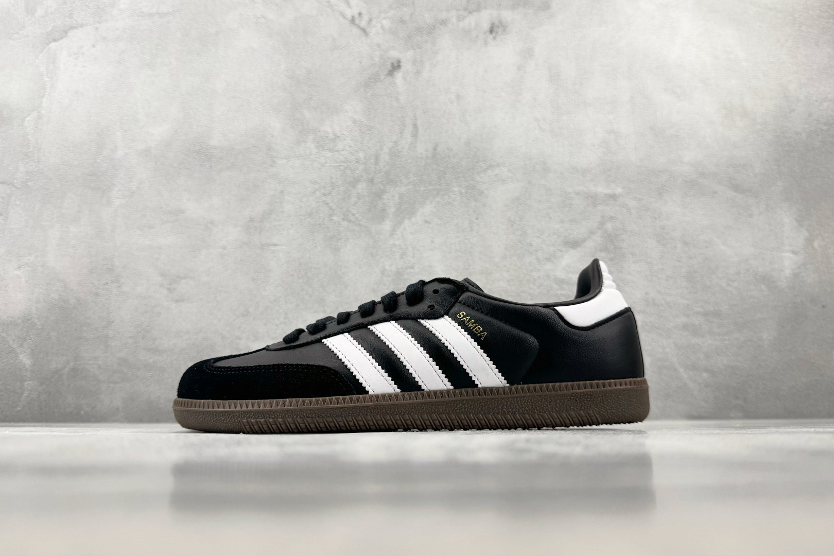 完美还原 正确版本 adidas originals SAMBA OG 黑白 货号：B75807 尺码：35.5 36 