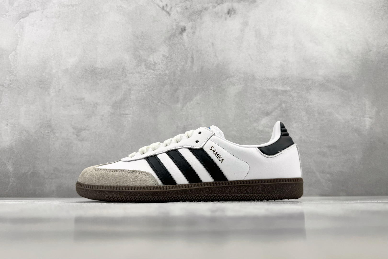 完美还原 正确版本 adidas originals SAMBA OG 黑白灰 货号：B75806 尺码：35.5 36