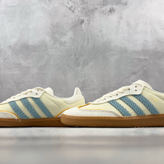 R版 出口订单 adidas originals SAMBA OG 米白蓝 货号:KH7837 尺码:35.5 36 3 R版 出口订单 adidas originals SAMBA OG 米白蓝 货号:KH7837 尺码:35.5 36 3