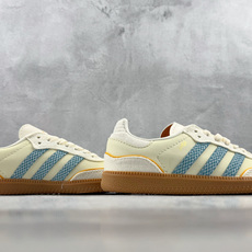 R版 出口订单 adidas originals SAMBA OG 米白蓝 货号:KH7837 尺码:35.5 36 3 R版 出口订单 adidas originals SAMBA OG 米白蓝 货号:KH7837 尺码:35.5 36 3