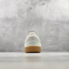 R版 出口订单 adidas originals SAMBA OG 白灰 货号:KH7838 尺码:35.5 36 36 R版 出口订单 adidas originals SAMBA OG 白灰 货号:KH7838 尺码:35.5 36 36