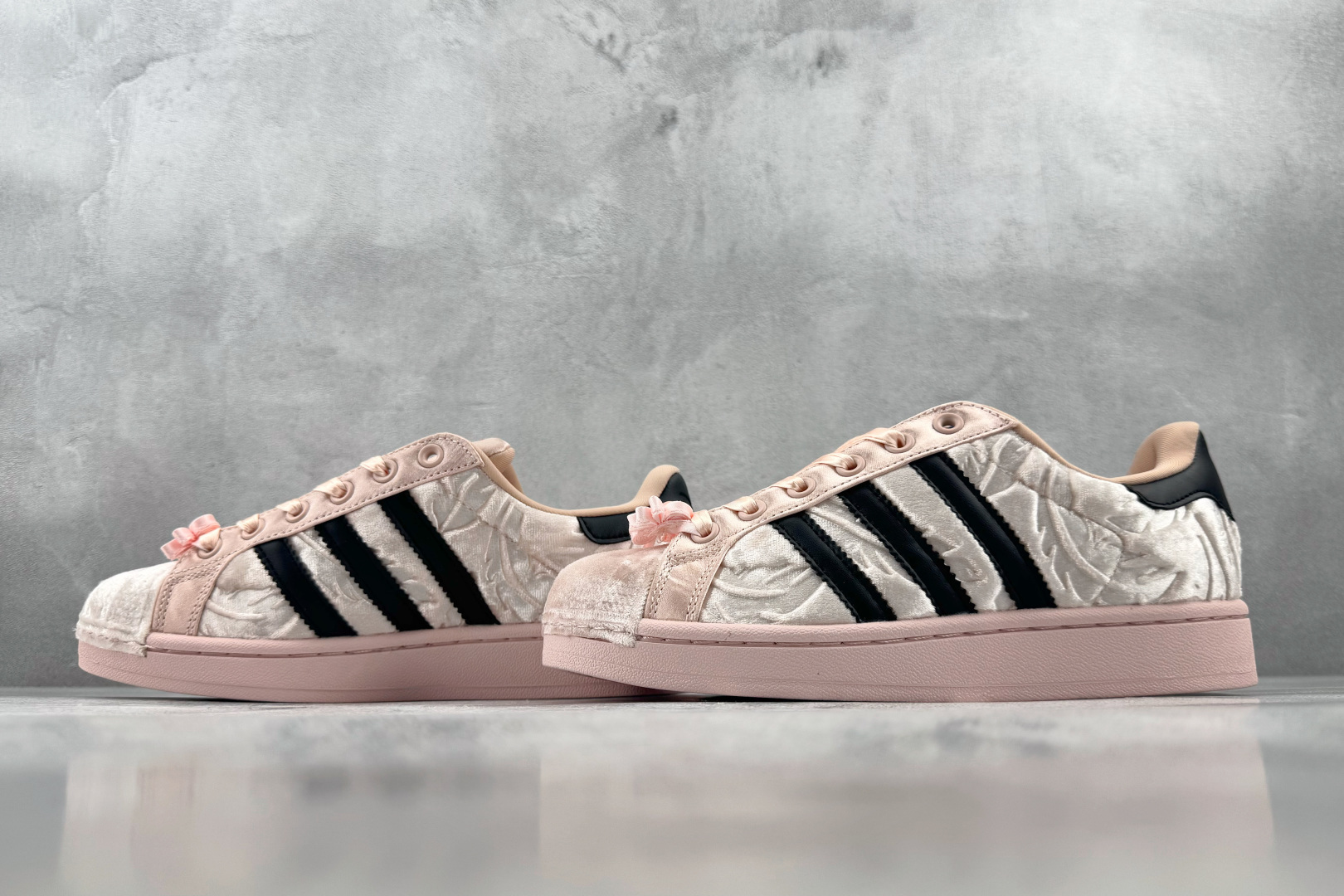 DH adidas originals Superstar 2 浅粉 货号: LA3808 尺码:35.5 36 36. DH adidas originals Superstar 2 浅粉 货号: LA3808 尺码:35.5 36 36.