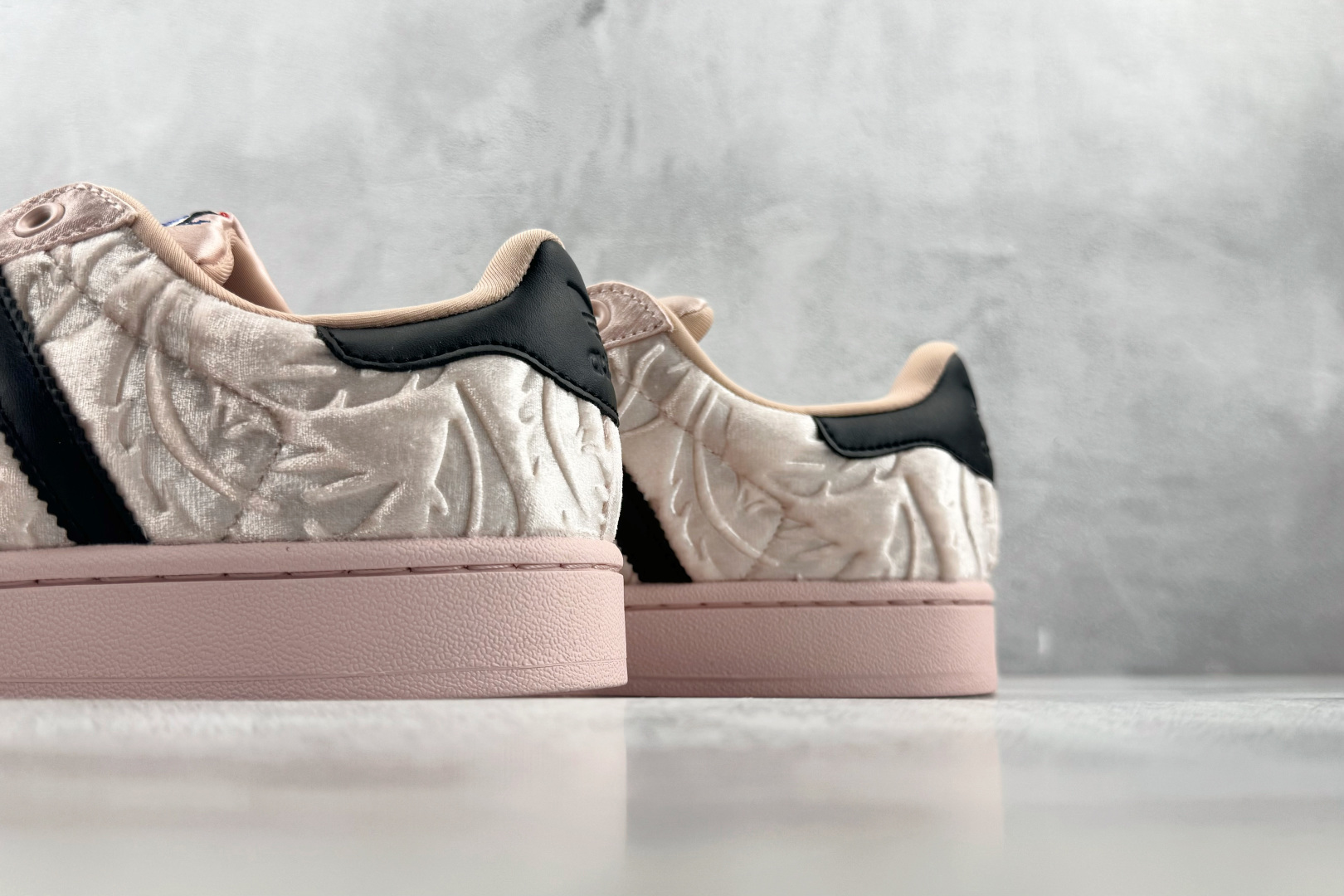 DH adidas originals Superstar 2 浅粉 货号: LA3808 尺码:35.5 36 36. DH adidas originals Superstar 2 浅粉 货号: LA3808 尺码:35.5 36 36.