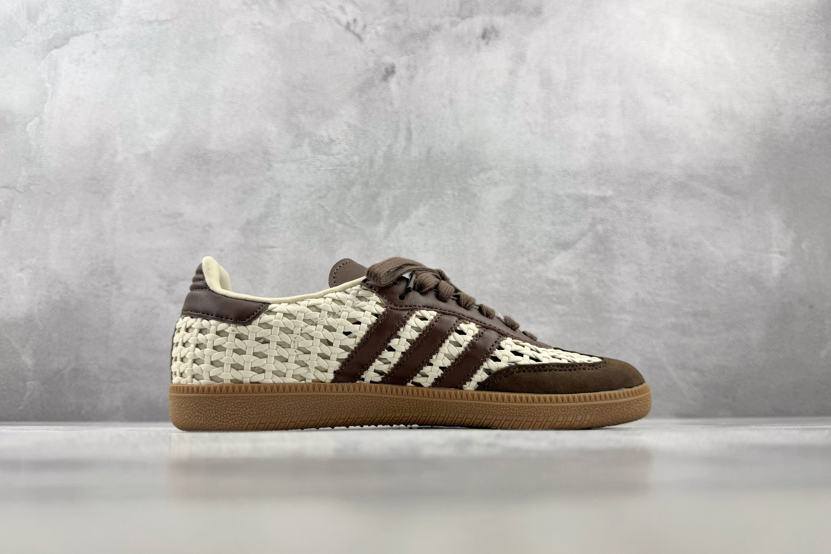 ZX 神版 adidas originals Samba 棕色 货号：IH9373 尺码：35.5 36 36.5 37