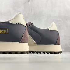 R 版出口订单 adidas originals × Whitaker GrouPBW RUN 酒红 货号:KK5016 R 版出口订单 adidas originals × Whitaker GrouPBW RUN 酒红 货号:KK5016