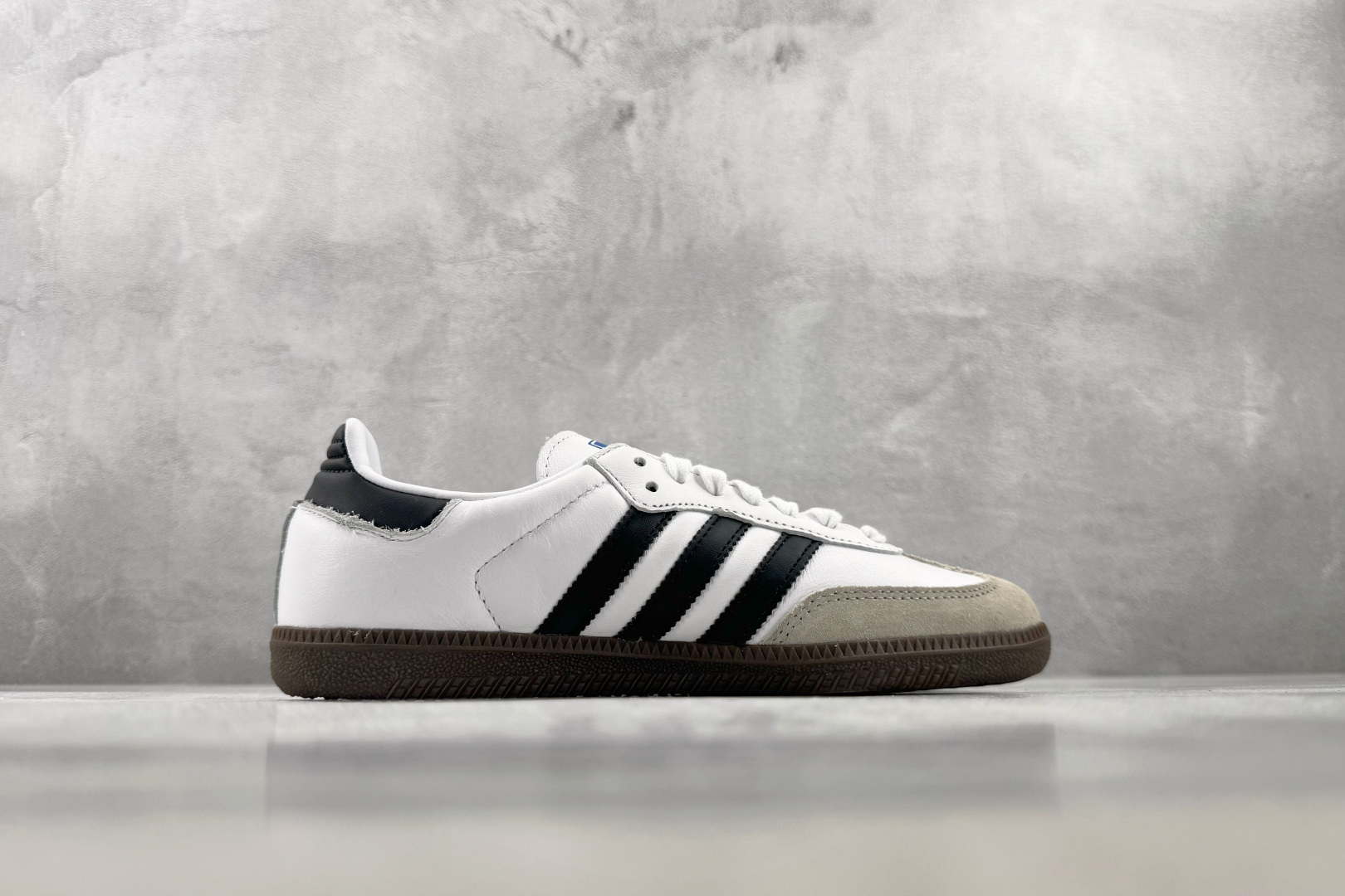 完美还原 正确版本 adidas originals SAMBA OG 黑白灰 货号：B75806 尺码：35.5 36
