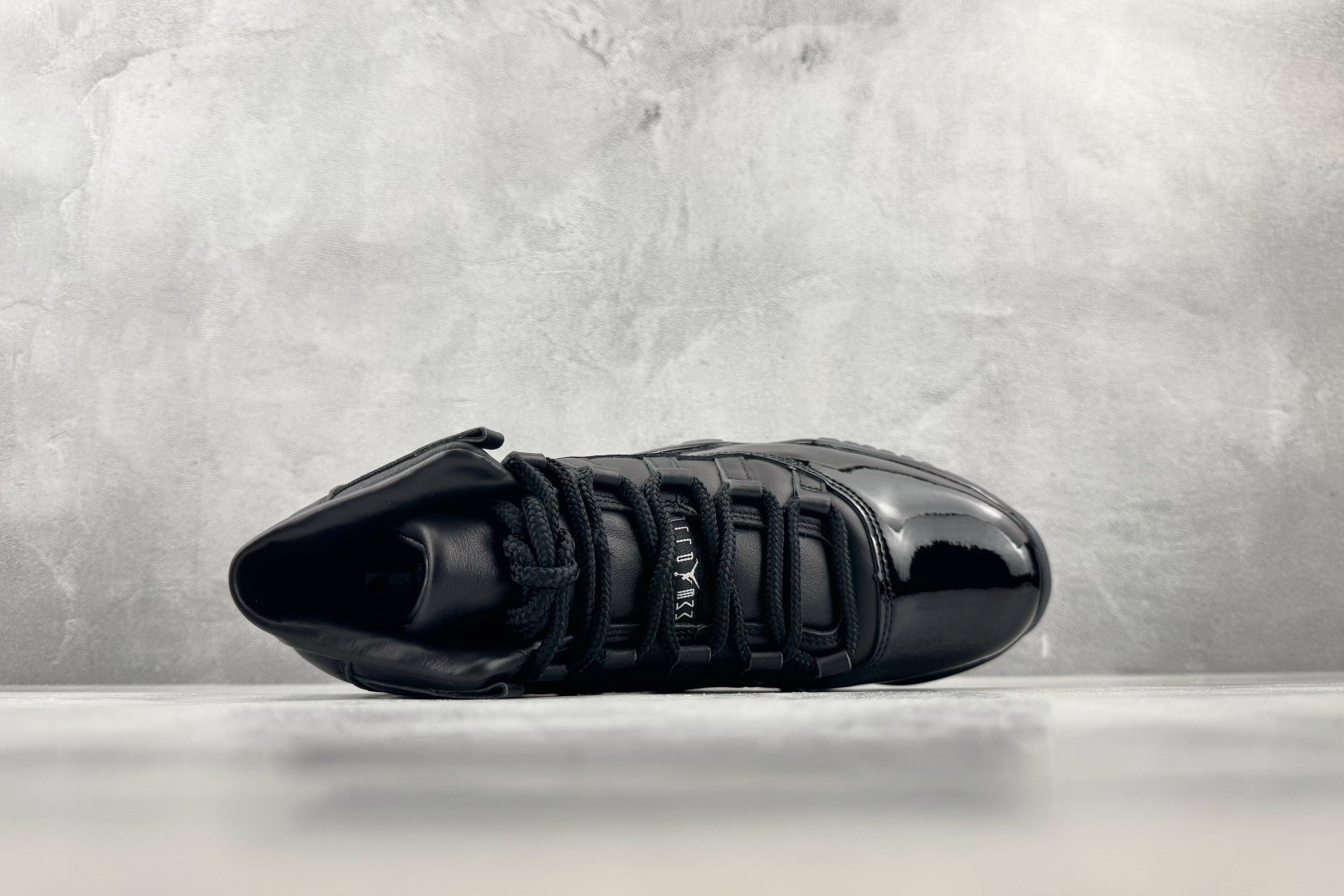 OG 顶级纯原 Comme des Garçons × Jordan Air Jordan 11 黑色 货号：IV763