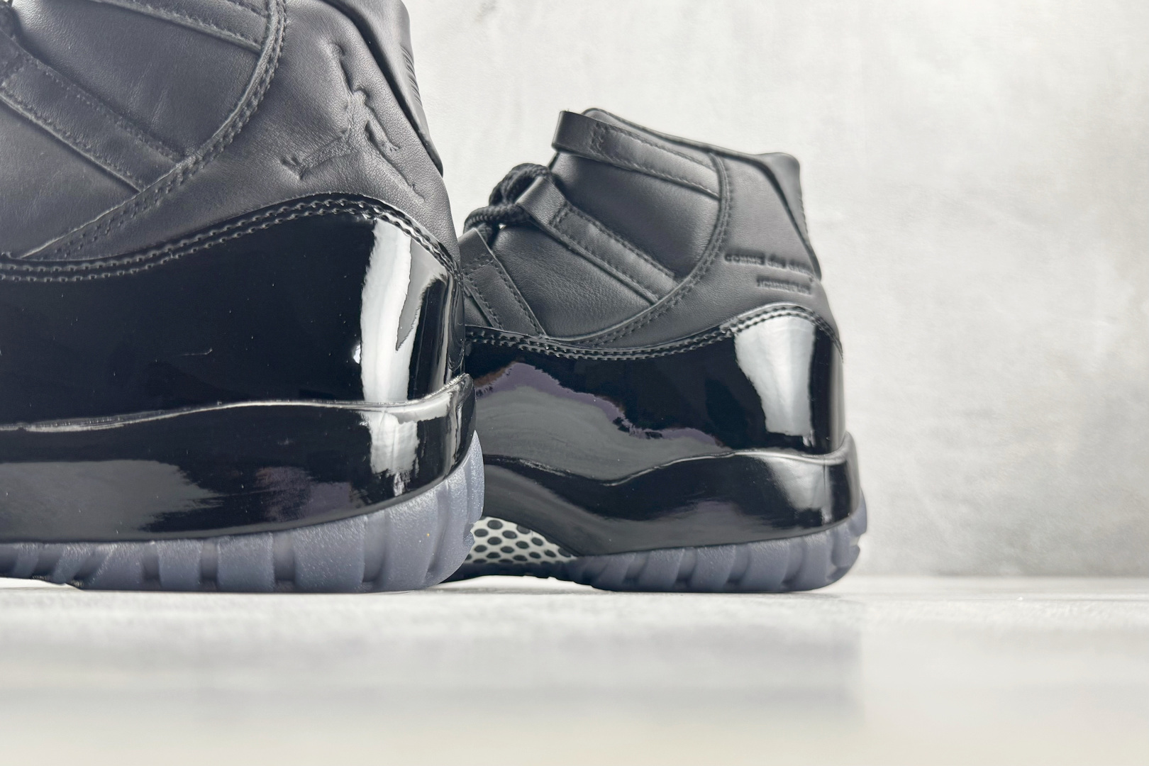 OG 顶级纯原 Comme des Garçons × Jordan Air Jordan 11 黑色 货号：IV763