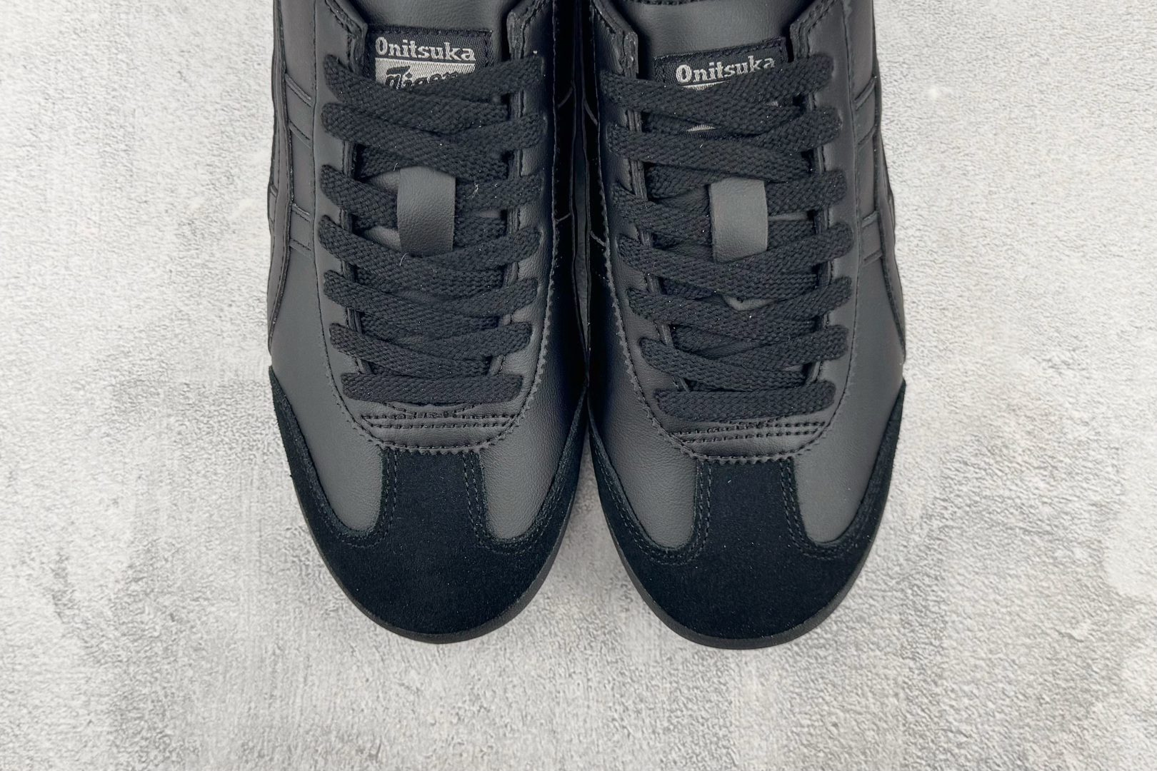 W 版 Onitsuka Tiger鬼塚虎 MEXICO 66 黑色 货号:1183C102-002 尺码:36 37 W 版 Onitsuka Tiger鬼塚虎 MEXICO 66 黑色 货号:1183C102-002 尺码:36 37