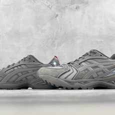 ToP THOM BROWNE汤姆·布朗 × ASICS Gel-Kayano 14 联名款 中灰色 货号:1203B1 ToP THOM BROWNE汤姆·布朗 × ASICS Gel-Kayano 14 联名款 中灰色 货号:1203B1