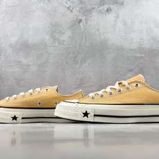 H版 Converse CHUCK 70 X 淡奶黄 • 重磅帆布:采用12盎司高密度棉帆布,不易变形,透气性好 • 全 H版 Converse CHUCK 70 X 淡奶黄 • 重磅帆布:采用12盎司高密度棉帆布,不易变形,透气性好 • 全