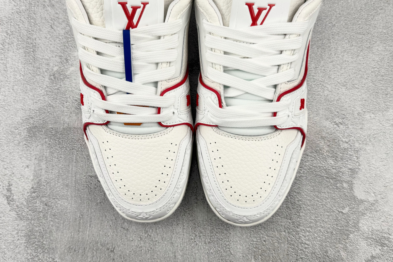 TX LOUIS VUITTON Trainer 白红 货号：1AJX8J 尺码：36 37 38 39 40 41 4