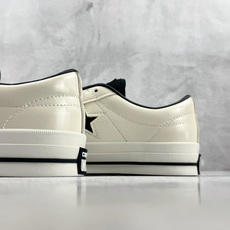 【H版】 Converse One Star 白黑色 • 星星贴片车缝针距统一 尖角走线圆润 不断线跳针 • 严格拉帮 【H版】 Converse One Star 白黑色 • 星星贴片车缝针距统一 尖角走线圆润 不断线跳针 • 严格拉帮