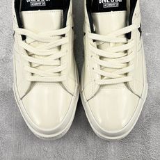 【H版】 Converse One Star 白黑色 • 星星贴片车缝针距统一 尖角走线圆润 不断线跳针 • 严格拉帮 【H版】 Converse One Star 白黑色 • 星星贴片车缝针距统一 尖角走线圆润 不断线跳针 • 严格拉帮