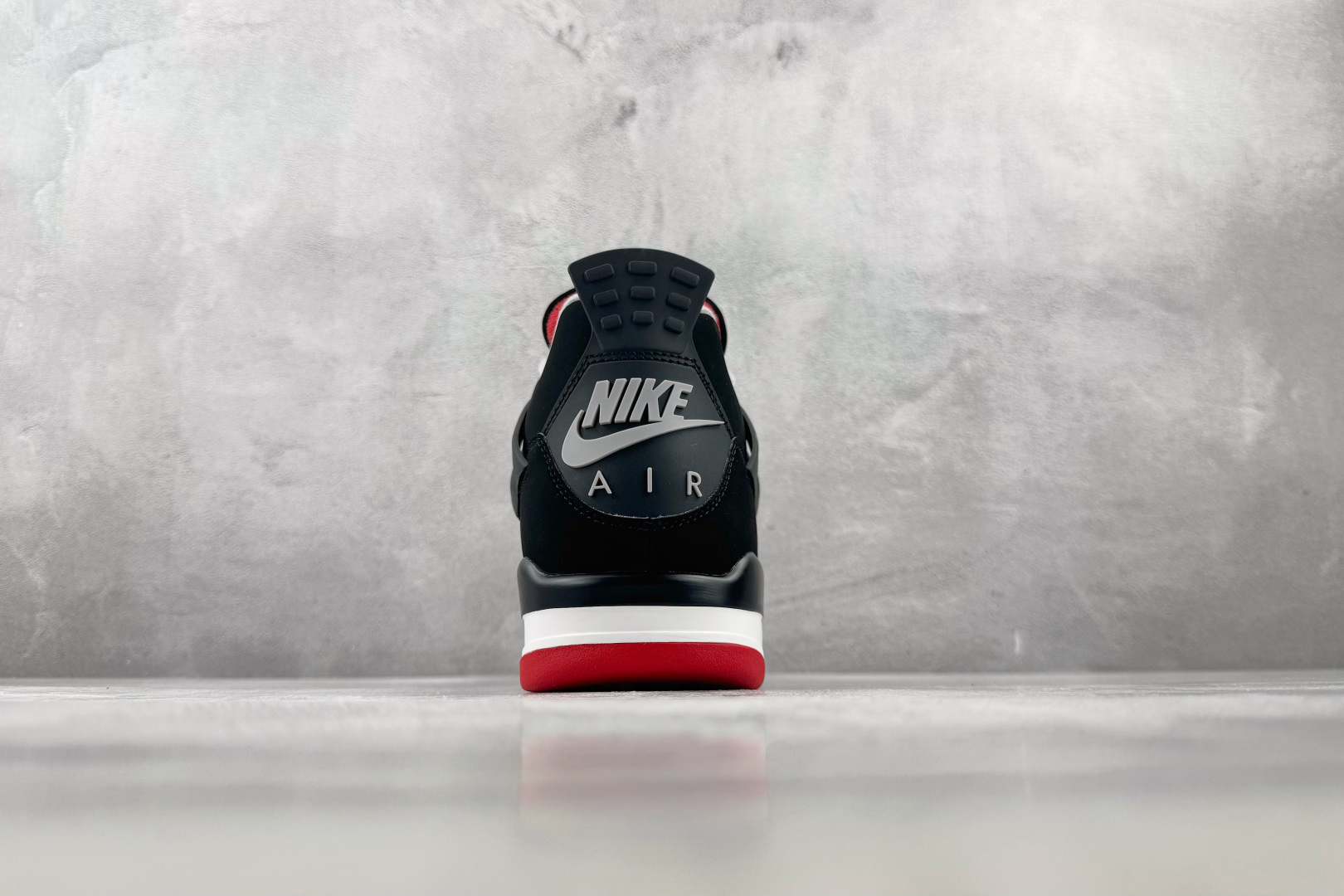 GX 顶级纯原 完美复刻 Jordan Air Jordan 4 Bred 黑色 货号:IX8180-001 尺码:40 GX 顶级纯原 完美复刻 Jordan Air Jordan 4 Bred 黑色 货号:IX8180-001 尺码:40