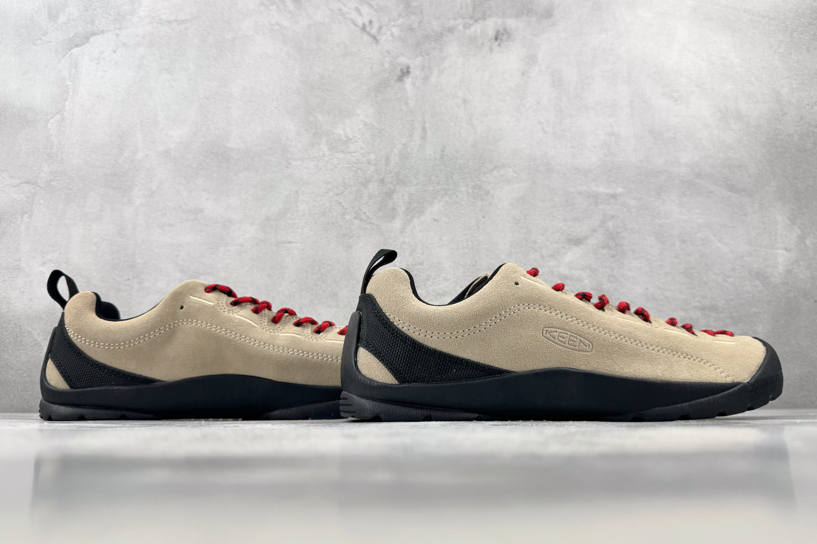总裁  公司级 顶级纯原  Keen Jasper 银貂色 货号： 尺码：36 36.5 37 38.5 39 40 4
