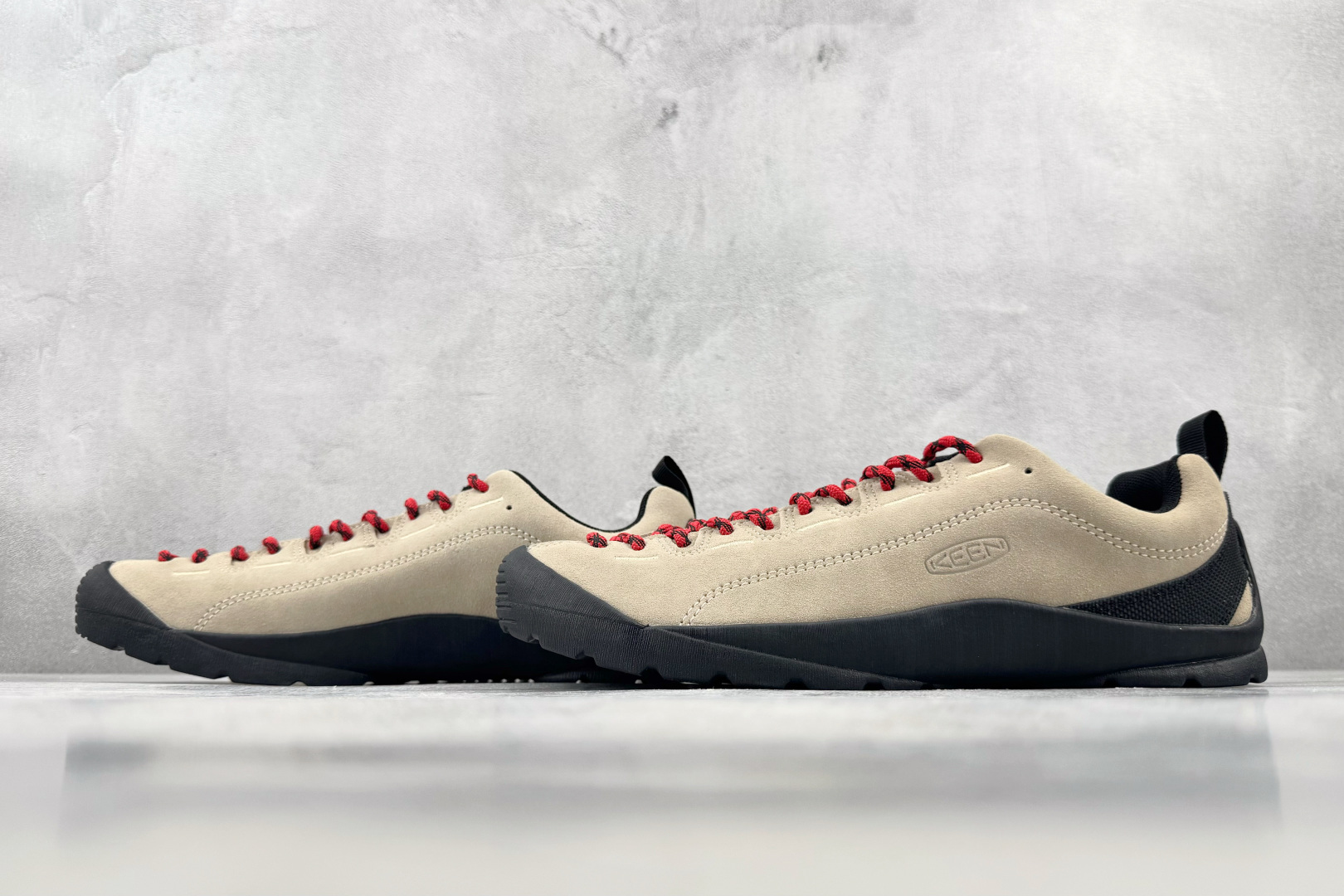 总裁  公司级 顶级纯原  Keen Jasper 银貂色 货号： 尺码：36 36.5 37 38.5 39 40 4