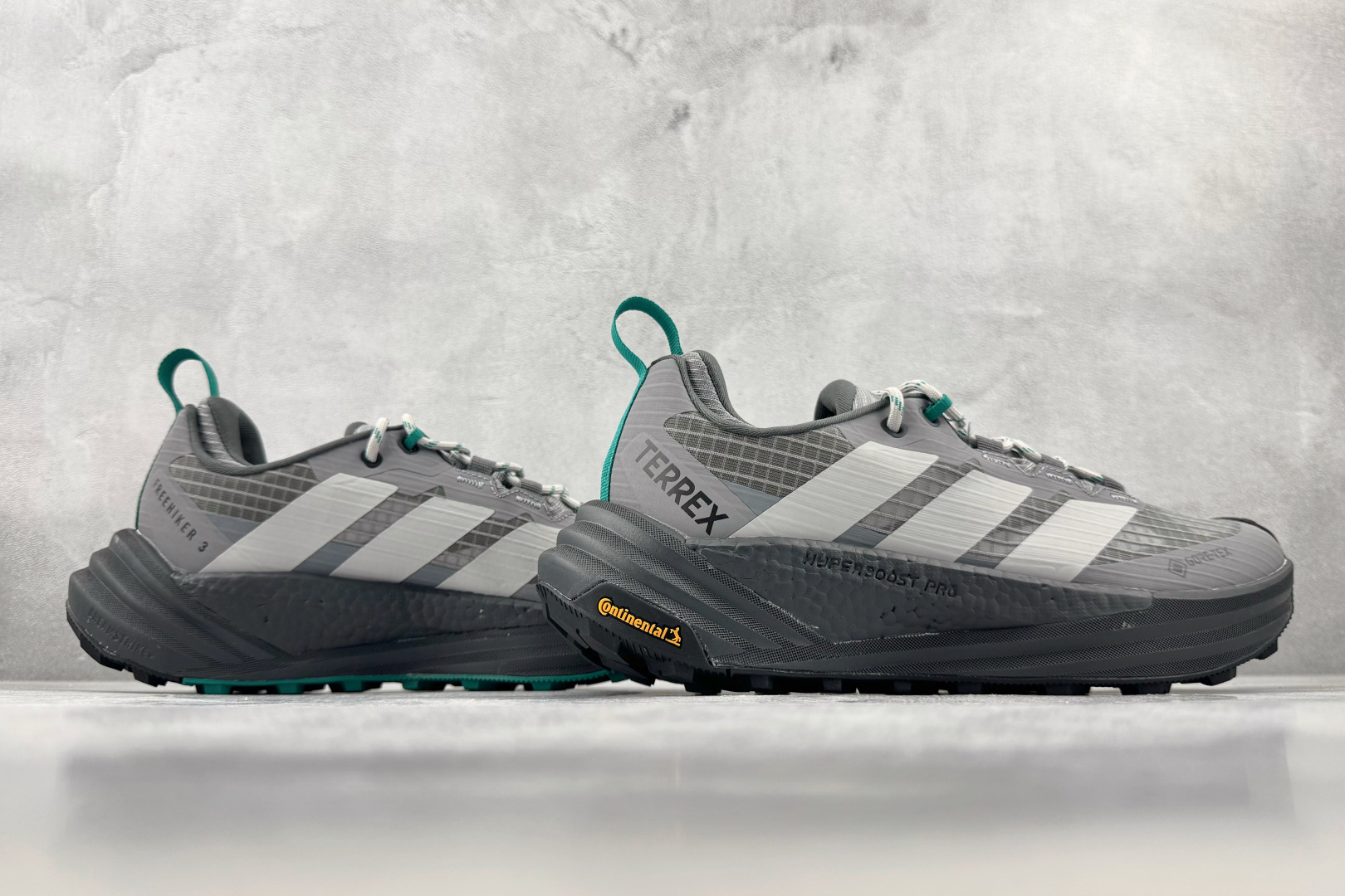 ToP adidas TERREX FREEHIKER 3 GTX 灰色 货号:LA3855 尺码:40 40.5 41 ToP adidas TERREX FREEHIKER 3 GTX 灰色 货号:LA3855 尺码:40 40.5 41