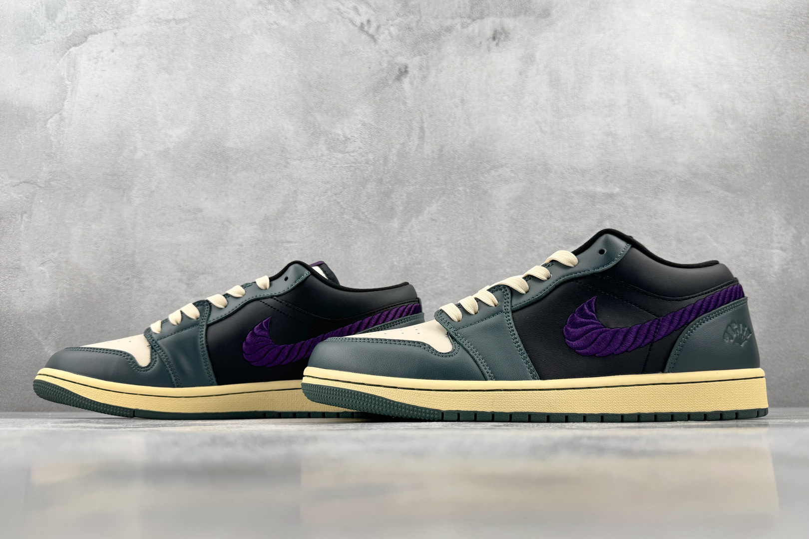 K版 综合版 Jordan Air Jordan 1 SE 绿色 货号:IW0771-338 尺码:36 36.5 37 K版 综合版 Jordan Air Jordan 1 SE 绿色 货号:IW0771-338 尺码:36 36.5 37